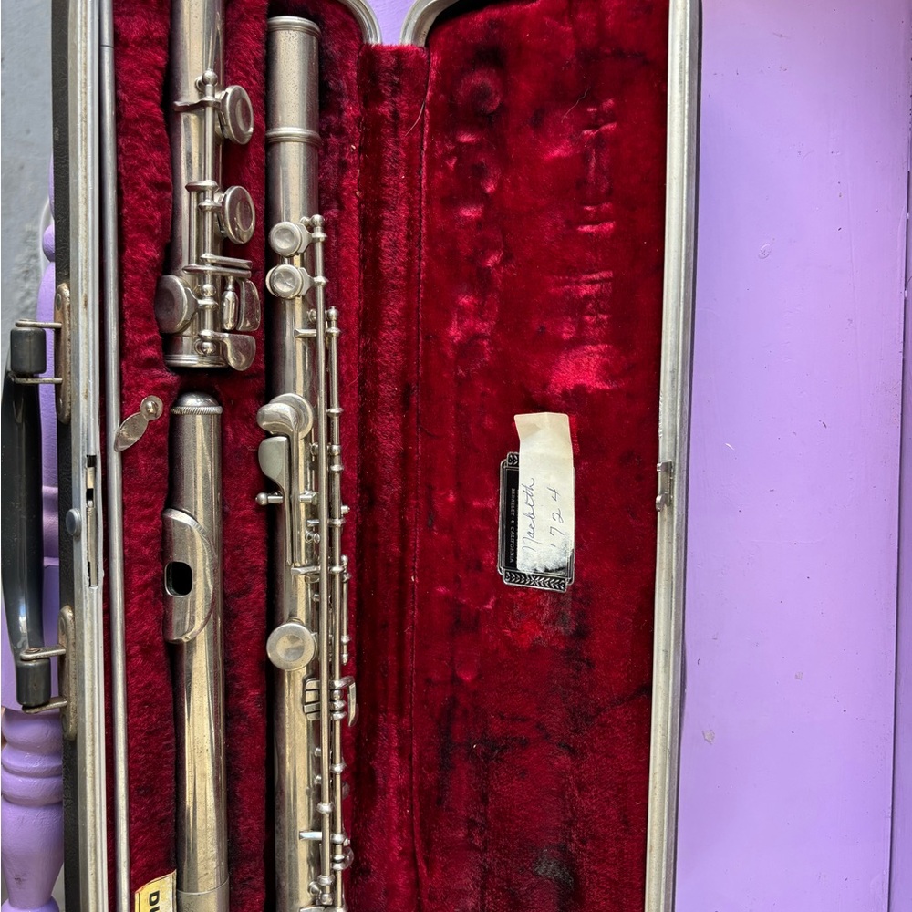 Silver clarinet with Case